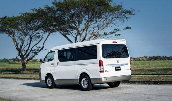 toyota hiace 2018 on the road