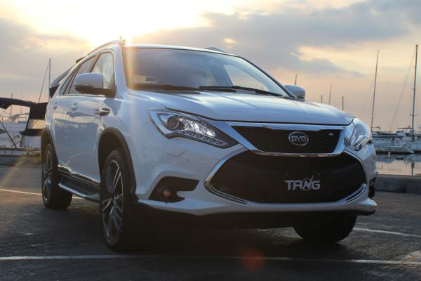 BYD Tang 2018 angular front