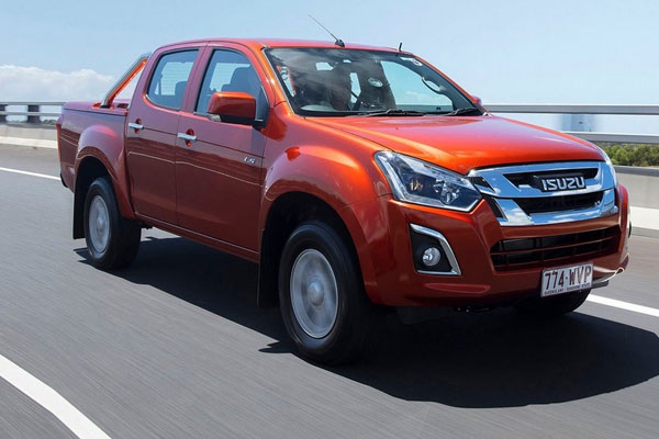 Isuzu Dmax 2018 on the road