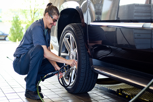 4 things to remember for your car's tire maintenance 