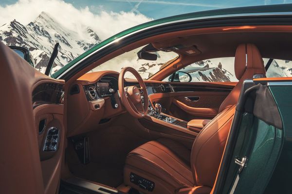 Bentley continental GT interior
