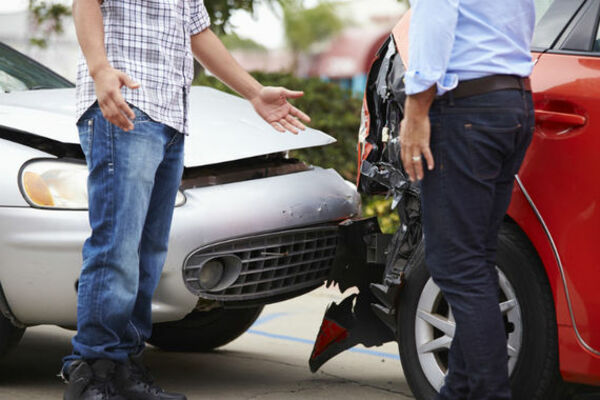  What are common road accidents and how you can avoid it?