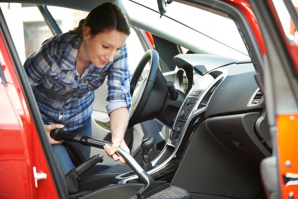 How to Remove Bad Odors from Your Car's Interior