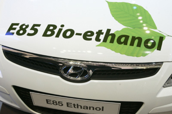 Bio-ethanol car