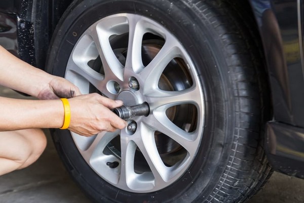 Lug nuts in wheels