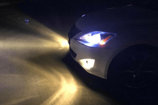 Illuminated headlights