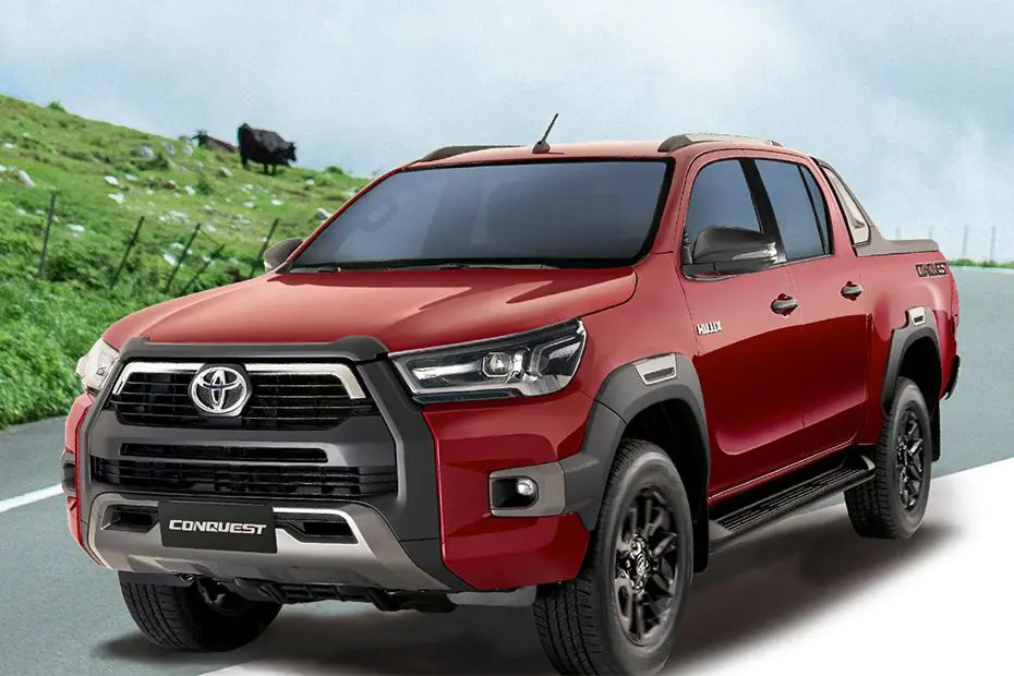 2022 toyota hilux front side view