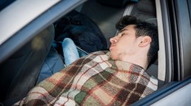 5 tips to have a good sleep in car